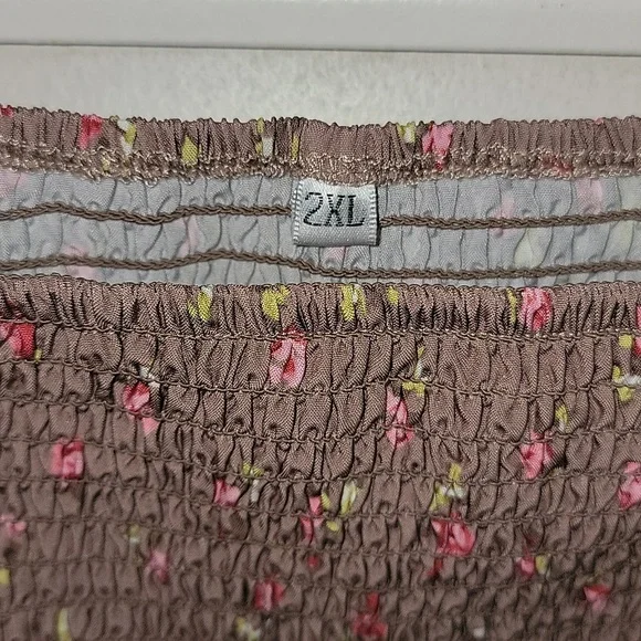 Puff Sleeve Romper - Picture 7 of 13